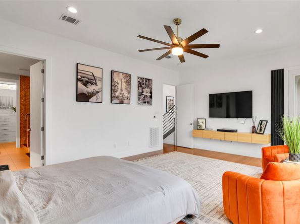 1411 Hickory Street, Houston TX 77007