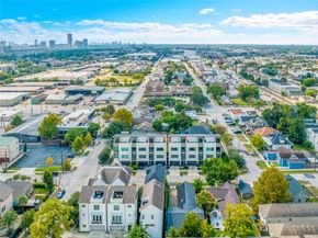 1411 Hickory Street, Houston TX 77007