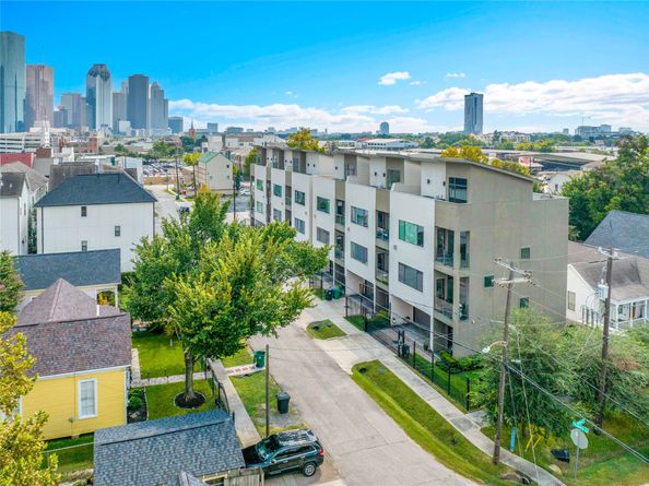 1411 Hickory Street, Houston TX 77007