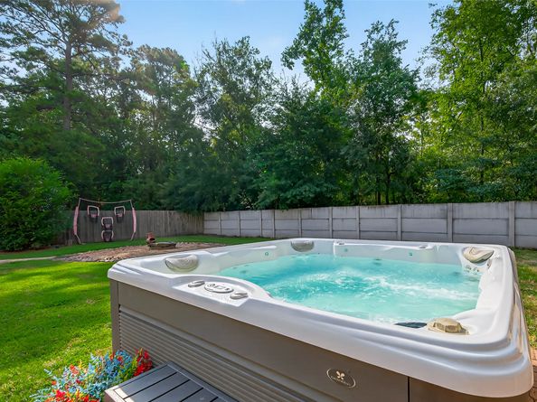 1519 Lofty Maple Trail, Houston TX 77345