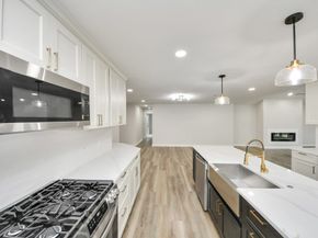 4311 Goldfinch Street, Houston TX 77035