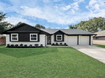 4311 Goldfinch Street