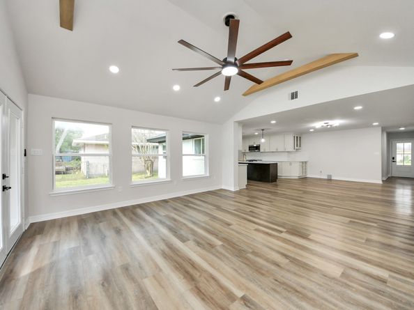 4311 Goldfinch Street, Houston TX 77035