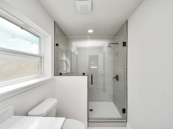 4311 Goldfinch Street, Houston TX 77035