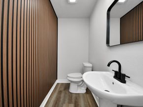 4311 Goldfinch Street, Houston TX 77035