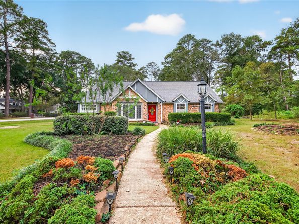 303 Springwood Street, New Caney TX 77357