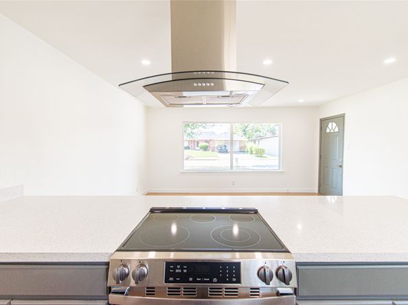 2730 Knotty Oaks Trail, Houston TX 77045