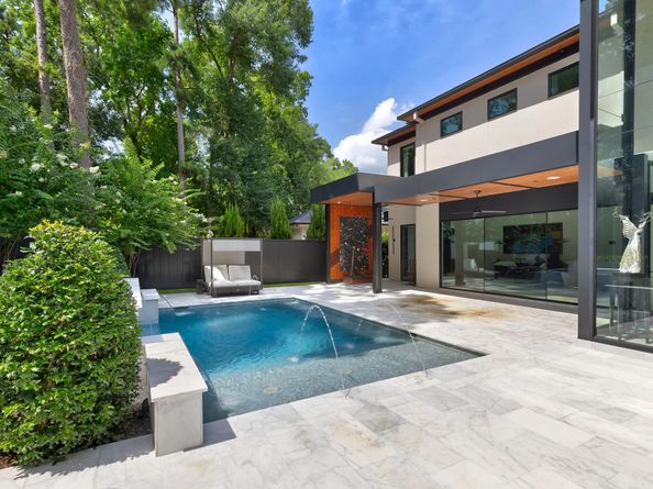 15 Regent Square, The Woodlands TX 77381