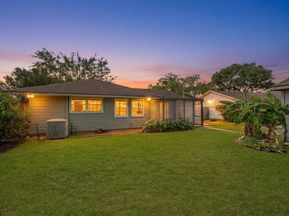 2707 Droxford Drive, Houston TX 77008