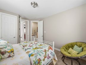 2604 Edgefield Lakes Drive, Houston TX 77054