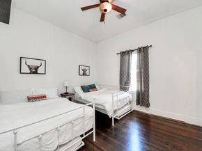 12 Stiles Street, Houston TX 77011
