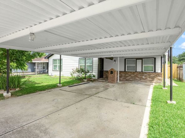12410 Kitty Lane, Houston TX 77015