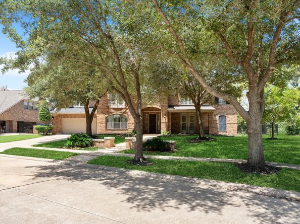 18715 N Thomas Shore Drive, Cypress TX 77433