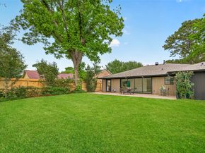 6003 Benning Drive, Houston TX 77096