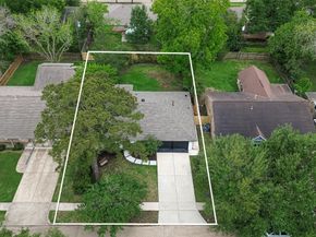 6003 Benning Drive, Houston TX 77096