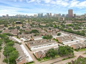 5901 Woodway Place Ct, Houston TX 77057