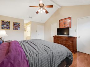 5901 Woodway Place Ct, Houston TX 77057