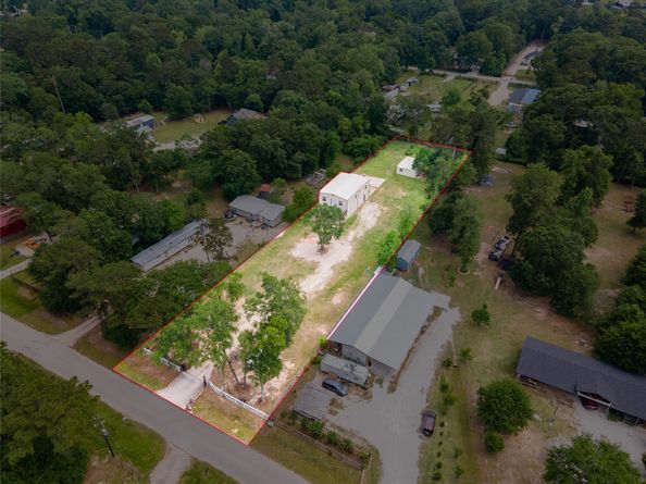 16947 Pioneer Trail, Conroe TX 77302