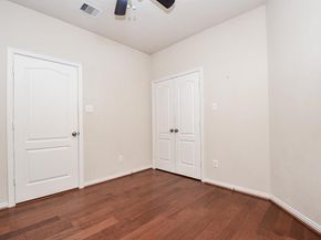 2114 Ascot Ln, Sugar Land TX 77479
