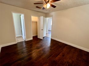 12110 Murr Way, Houston TX 77048