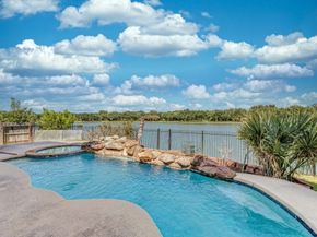 1907 Waterside Drive, Missouri City TX 77459