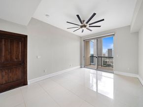 3333 Allen Parkway 2006, Houston TX 77019