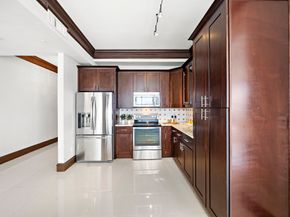 3333 Allen Parkway 2006, Houston TX 77019