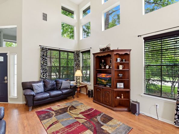 38 Dovewing Place, The Woodlands TX 77382