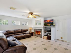 38 Dovewing Place, The Woodlands TX 77382