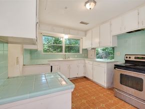 4510 Kinglet, Houston TX 77035