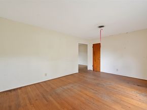 4510 Kinglet, Houston TX 77035