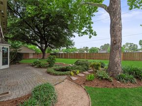 16047 Pinyon Creek Drive, Houston TX 77095