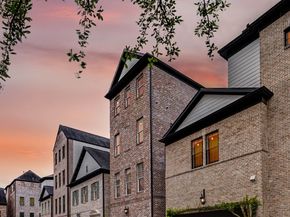 1323 Hunters Meadow Ln, Houston TX 77055