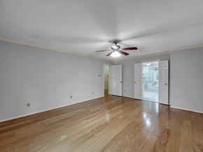 92 S Bonneymead Circle, The Woodlands TX 77381