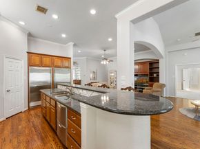 82 S Warbler Bend Circle, The Woodlands TX 77382