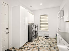 5706 Birdwood Road, Houston TX 77096