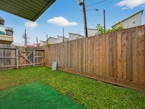 417 Meadow Street, Houston TX 77020