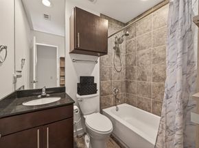 417 Meadow Street, Houston TX 77020