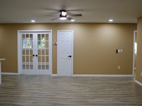 206 Hillcrest Drive, Conroe TX 77303