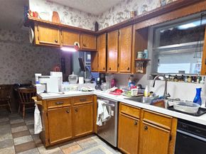 1315 E Main Street, Humble TX 77338