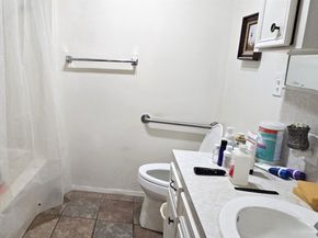 1315 E Main Street, Humble TX 77338