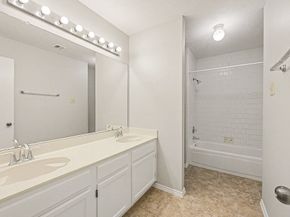 16315 Leamington Lane, Houston TX 77095