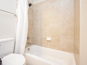 5506 Lockwood Bend Lane, Sugar Land TX 77479