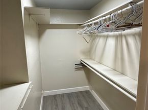 9550 Deering Drive 405, Houston TX 77036