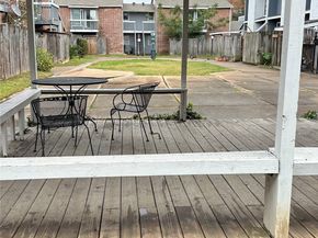 9550 Deering Drive 405, Houston TX 77036