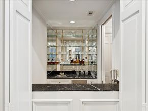 2249 Pelham Drive, Houston TX 77019