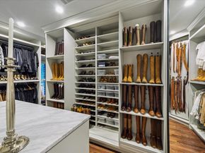 2249 Pelham Drive, Houston TX 77019