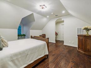 2249 Pelham Drive, Houston TX 77019