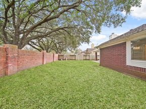 127 Selkirk Drive, Sugar Land TX 77479