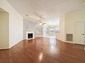 127 Selkirk Drive, Sugar Land TX 77479